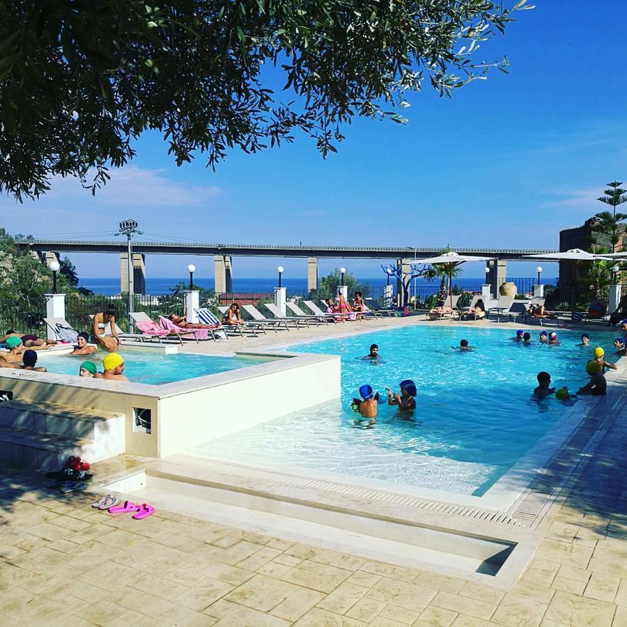 Agriturismo Villa Orchidea Ali Terme Exteriér fotografie